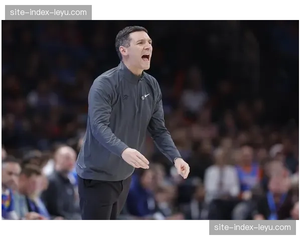 戴格诺特冲突后启用麦凯恩 替补奇兵三分雨拉开分差